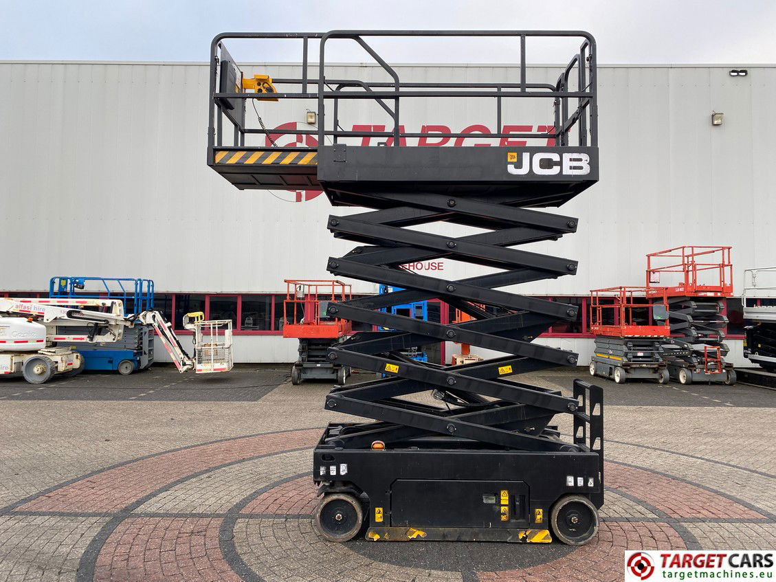 JCB S4046E ELECTRIC SCISSOR WORK LIFT 1390CM 2018 194HRS 2535525 - Scissor lift: picture 5 JCB S4046E ELECTRIC SCISSOR WORK LIFT 1390CM 2018 194HRS 2535525 - Scissor lift: picture 5