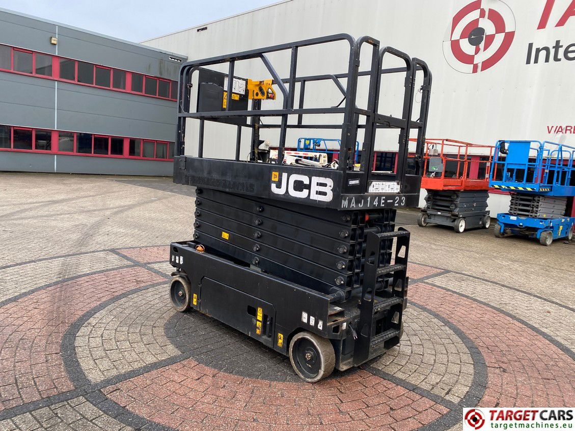 JCB S4046E ELECTRIC SCISSOR WORK LIFT 1390CM 2018 194HRS 2535525 - Scissor lift: picture 4 JCB S4046E ELECTRIC SCISSOR WORK LIFT 1390CM 2018 194HRS 2535525 - Scissor lift: picture 4