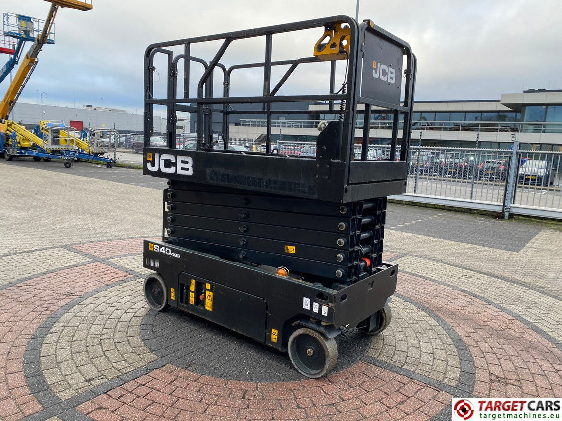 JCB S4046E ELECTRIC SCISSOR WORK LIFT 1390CM 2018 194HRS 2535525 - Scissor lift: picture 2 JCB S4046E ELECTRIC SCISSOR WORK LIFT 1390CM 2018 194HRS 2535525 - Scissor lift: picture 2