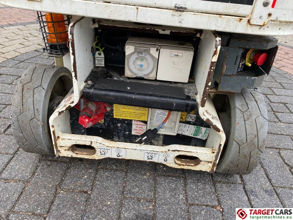 Vertical mast lift JLG 1230ES Electric Vertical Mast Work Lift 566cm: picture 13