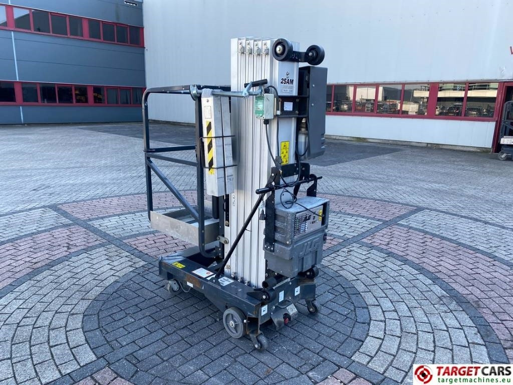 JLG 25AM Electric Vertical Mast Work Lift 967cm - Vertical mast lift: picture 4 JLG 25AM Electric Vertical Mast Work Lift 967cm - Vertical mast lift: picture 4