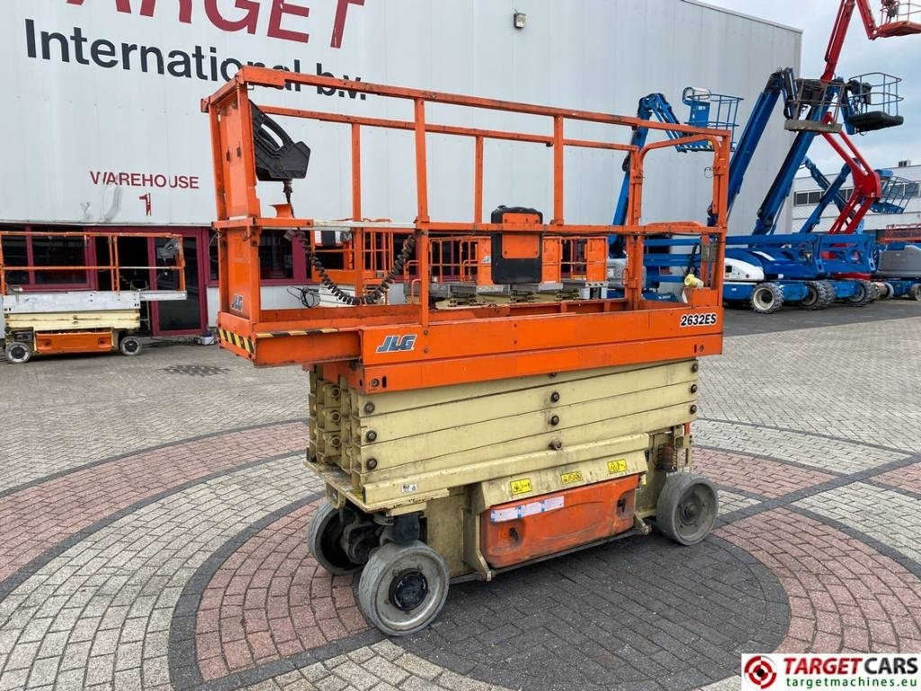 JLG 2632ES Electric Scissor Work Lift 977cm - Scissor lift: picture 1 JLG 2632ES Electric Scissor Work Lift 977cm - Scissor lift: picture 1