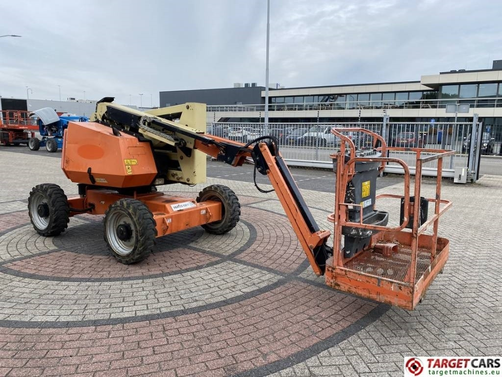 JLG 340AJ Articulated 4x4 Diesel Boom Work Lift 1233cm - Articulated boom: picture 2 JLG 340AJ Articulated 4x4 Diesel Boom Work Lift 1233cm - Articulated boom: picture 2