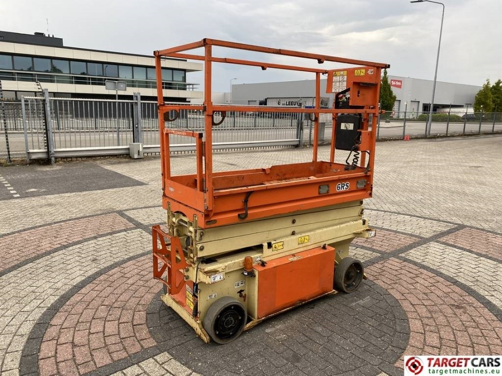 JLG 6RS Electric Scissor Work Lift 779cm - Scissor lift: picture 3 JLG 6RS Electric Scissor Work Lift 779cm - Scissor lift: picture 3