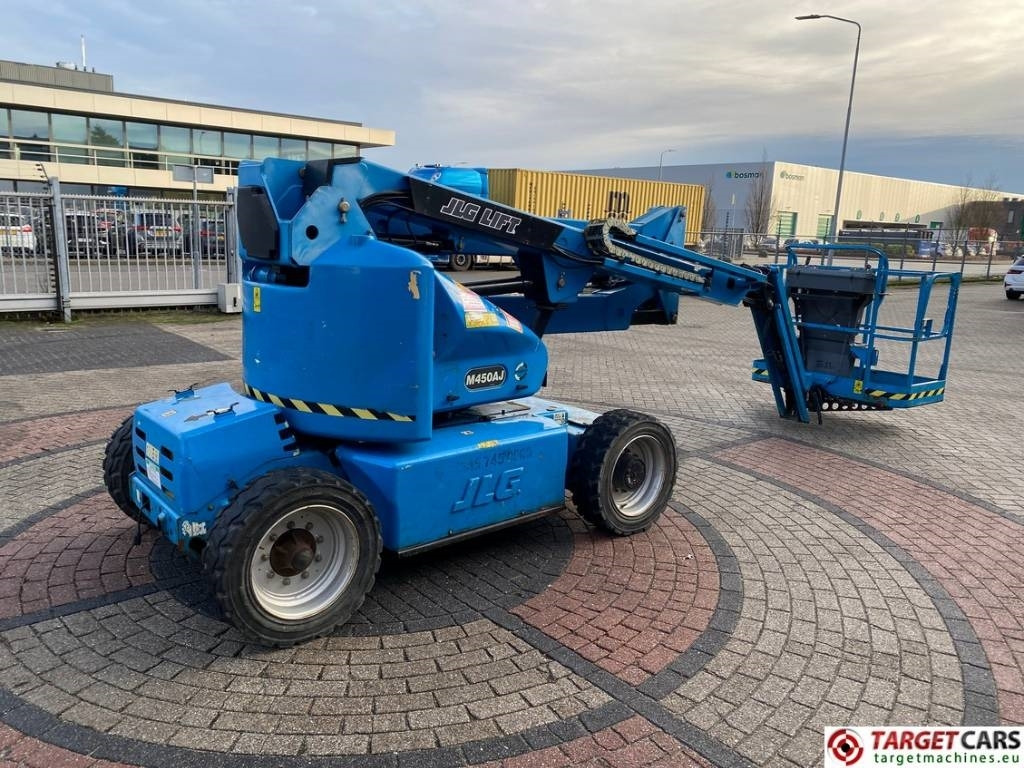 JLG M450AJ HyBrid Articulated Boom Work Lift 1572cm - Articulated boom: picture 3 JLG M450AJ HyBrid Articulated Boom Work Lift 1572cm - Articulated boom: picture 3