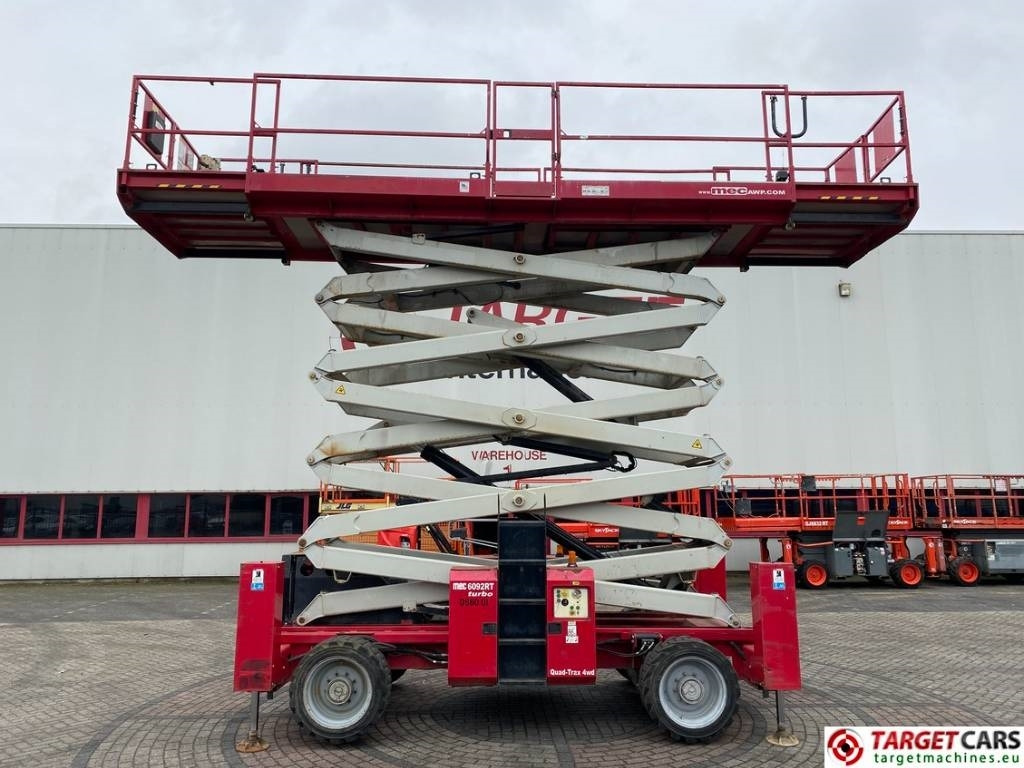 MEC 6092RT Diesel 4x4 Scissor Work LIft 2020cm - Scissor lift: picture 5 MEC 6092RT Diesel 4x4 Scissor Work LIft 2020cm - Scissor lift: picture 5