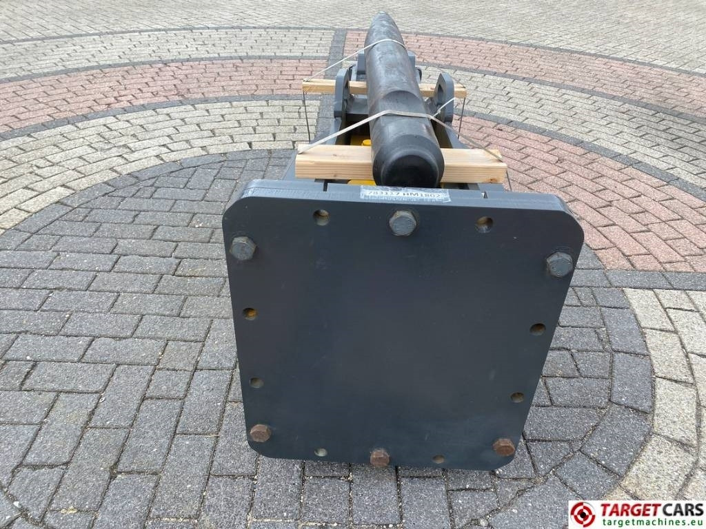 Mustang HM1802 Hydraulic Excavator Breaker Hammer 19~28T - Hydraulic hammer for Construction machinery: picture 3 Mustang HM1802 Hydraulic Excavator Breaker Hammer 19~28T - Hydraulic hammer for Construction machinery: picture 3