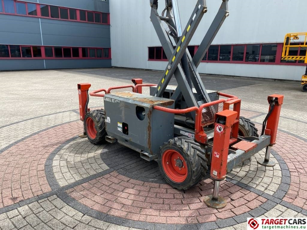 SkyJack SJ6832 RT 6832 Diesel 4x4 Scissor Work Lift 1180cm  leasing SkyJack SJ6832 RT 6832 Diesel 4x4 Scissor Work Lift 1180cm: picture 16