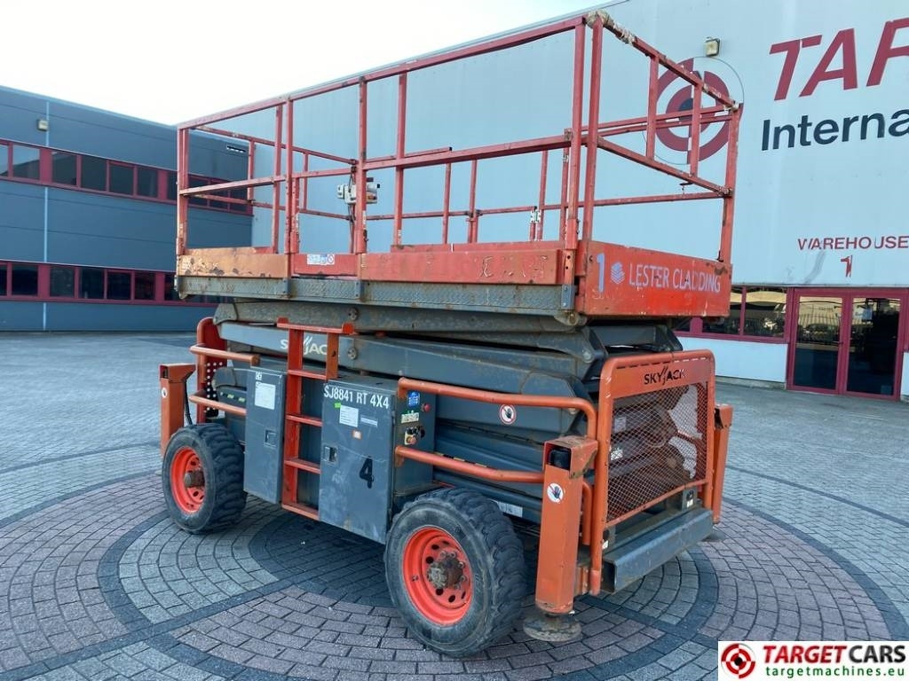 SkyJack SJ8841 RT Diesel 4x4 Scissor Work Lift 1430cm - Scissor lift: picture 4 SkyJack SJ8841 RT Diesel 4x4 Scissor Work Lift 1430cm - Scissor lift: picture 4