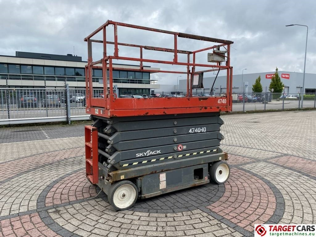 SkyJack SJIII-4740 Electric Scissor 4740 Work Lift 1380cm - Scissor lift: picture 3 SkyJack SJIII-4740 Electric Scissor 4740 Work Lift 1380cm - Scissor lift: picture 3