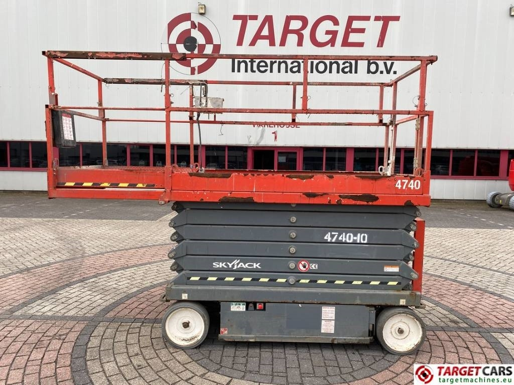 SkyJack SJIII-4740 Electric Scissor 4740 Work Lift 1380cm - Scissor lift: picture 5 SkyJack SJIII-4740 Electric Scissor 4740 Work Lift 1380cm - Scissor lift: picture 5