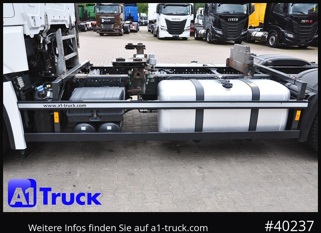 MERCEDES-BENZ 2545, Multi BDF, Wechsler, 7.45-7.82, MIDI, Liftachse - Container transporter/ Swap body truck: picture 3 MERCEDES-BENZ 2545, Multi BDF, Wechsler, 7.45-7.82, MIDI, Liftachse - Container transporter/ Swap body truck: picture 3