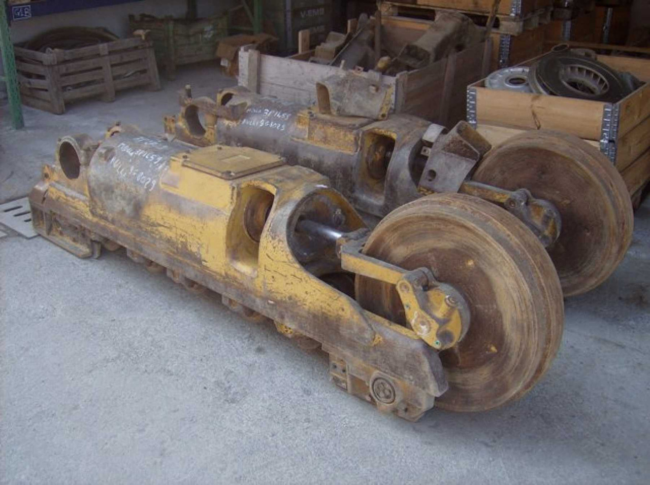 Caterpillar 963 LONGHERONI - Undercarriage parts for Construction machinery: picture 1 Caterpillar 963 LONGHERONI - Undercarriage parts for Construction machinery: picture 1