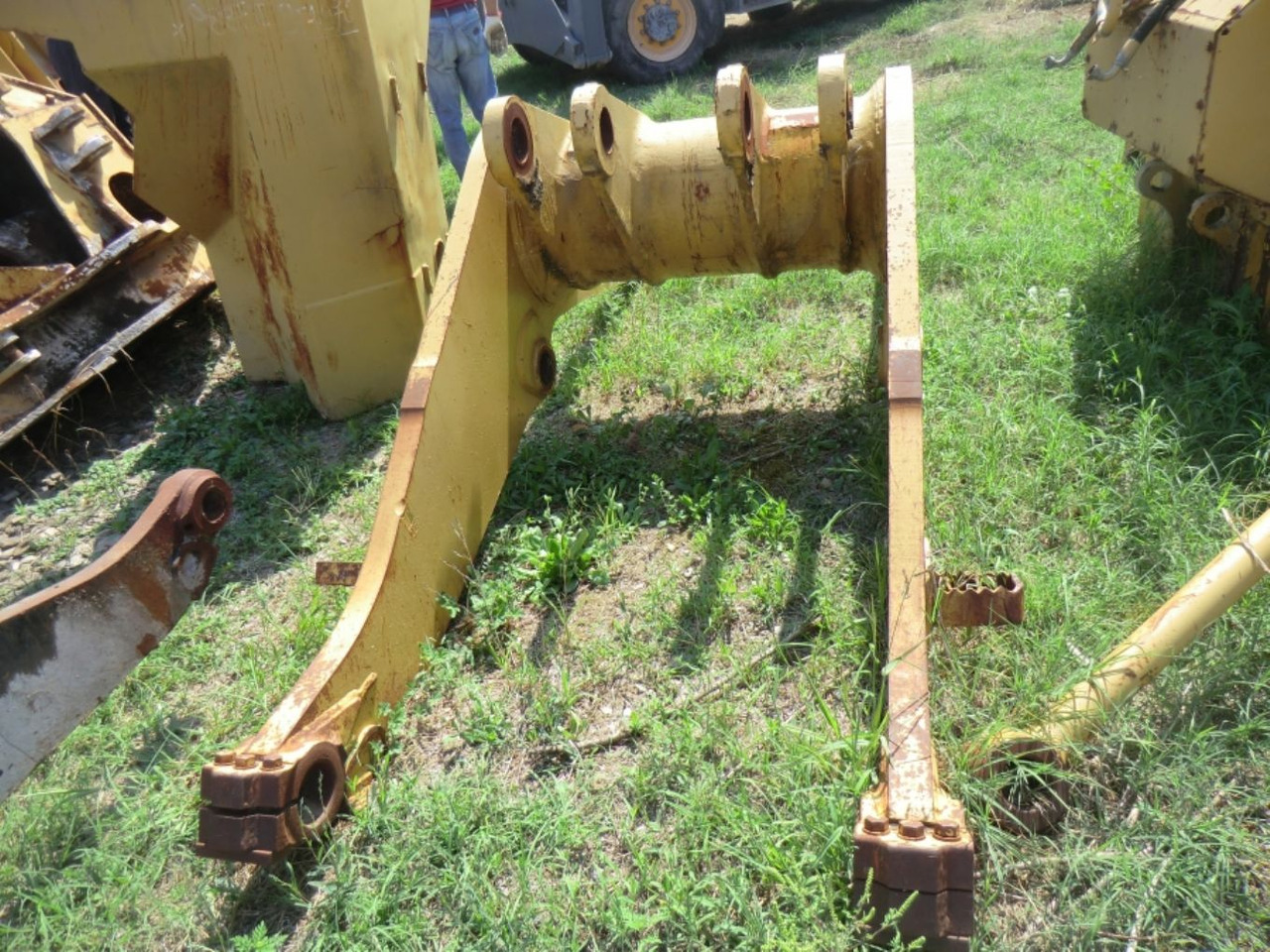 Caterpillar 973 LGP BRACCIO CON LEVE E LINK - Boom for Construction machinery: picture 2 Caterpillar 973 LGP BRACCIO CON LEVE E LINK - Boom for Construction machinery: picture 2