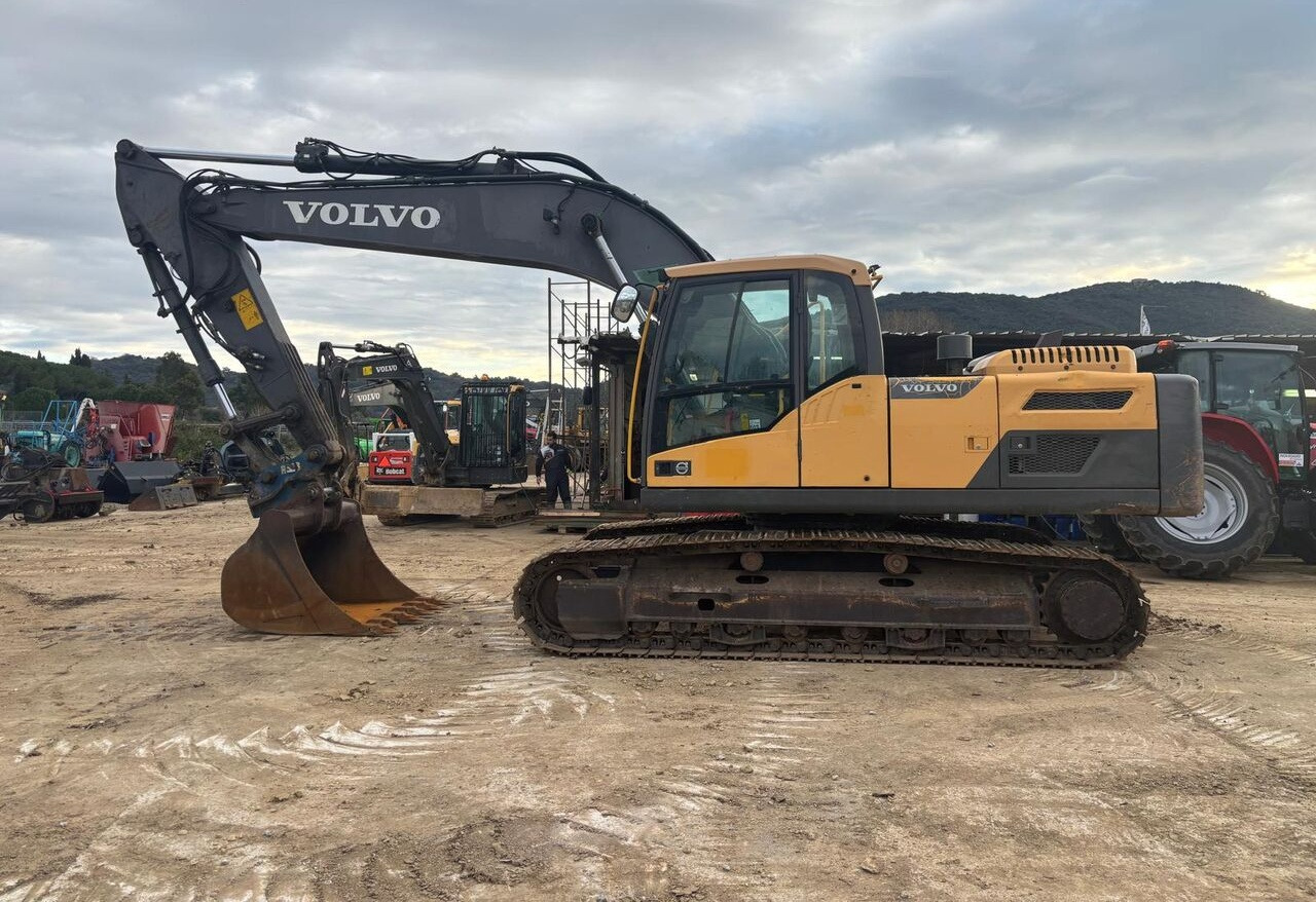 Volvo EC220DNL - Crawler excavator: picture 3 Volvo EC220DNL - Crawler excavator: picture 3
