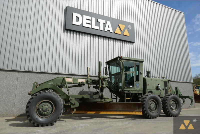 Caterpillar 130G Ex-army - Grader: picture 4 Caterpillar 130G Ex-army - Grader: picture 4