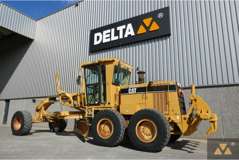 Grader Caterpillar 140H: picture 8