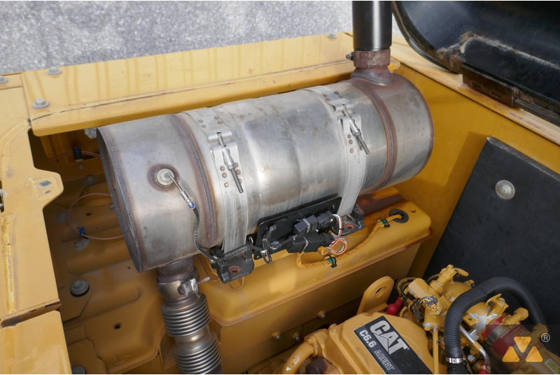 Crawler excavator Caterpillar 320EL: picture 17