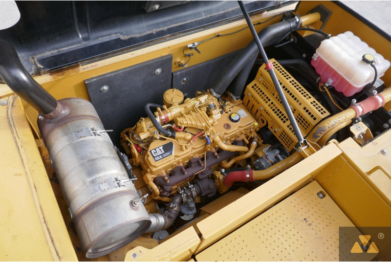 Crawler excavator Caterpillar 320EL: picture 16