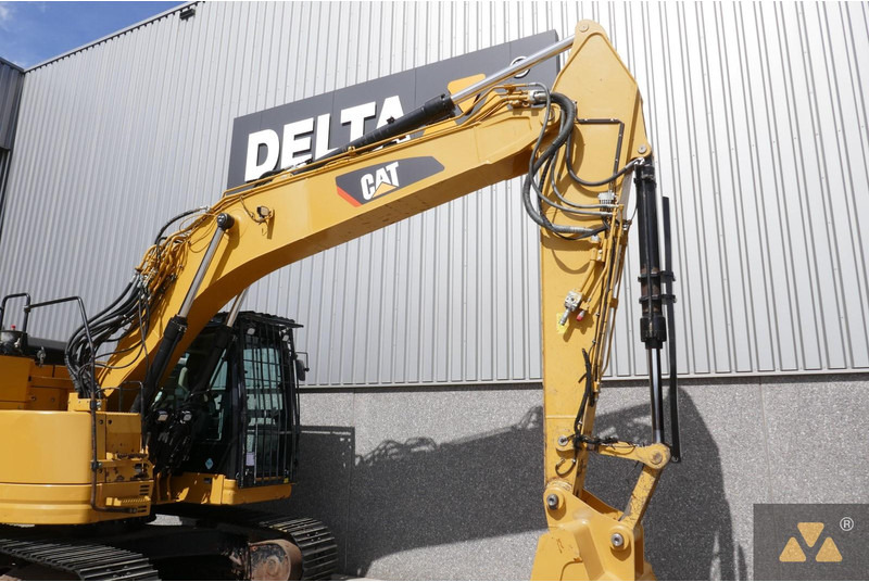 Crawler excavator Caterpillar 325F LCR: picture 9 Crawler excavator Caterpillar 325F LCR: picture 9