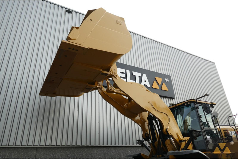 Wheel loader Caterpillar 980M: picture 16