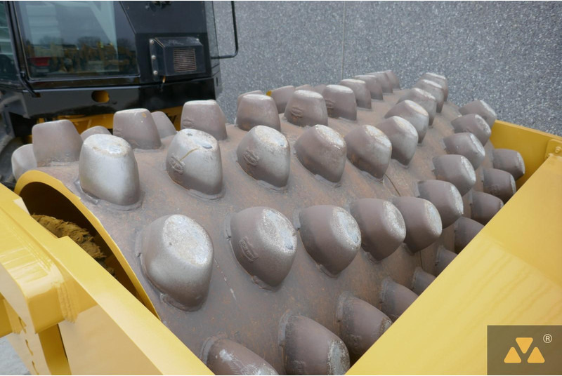 Roller Caterpillar CP76: picture 9 Roller Caterpillar CP76: picture 9