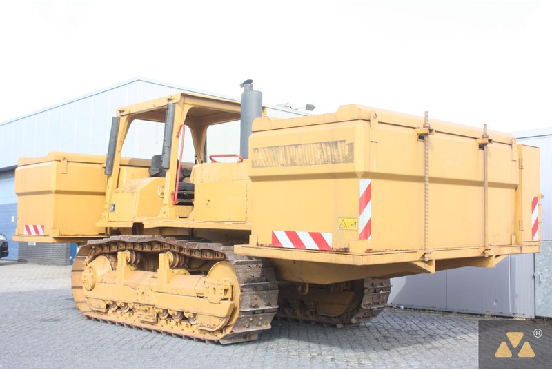 Caterpillar D6E Fuel tanker - Tanker truck: picture 3 Caterpillar D6E Fuel tanker - Tanker truck: picture 3