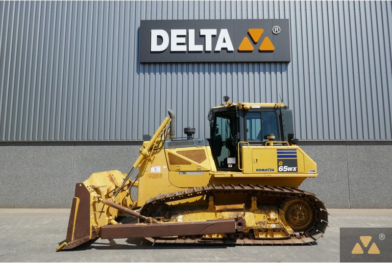 Komatsu D65WX-17 - Bulldozer: picture 1 Komatsu D65WX-17 - Bulldozer: picture 1