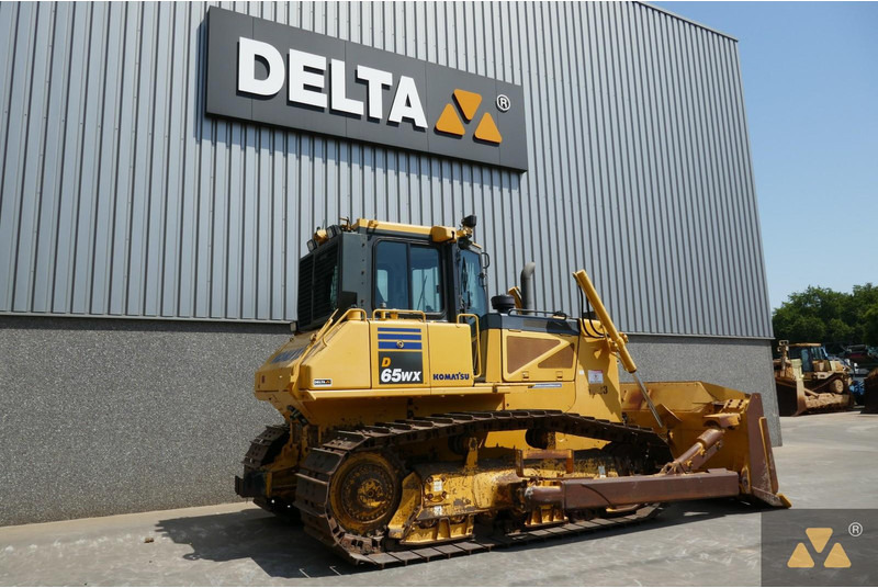 Komatsu D65WX-17 - Bulldozer: picture 5 Komatsu D65WX-17 - Bulldozer: picture 5