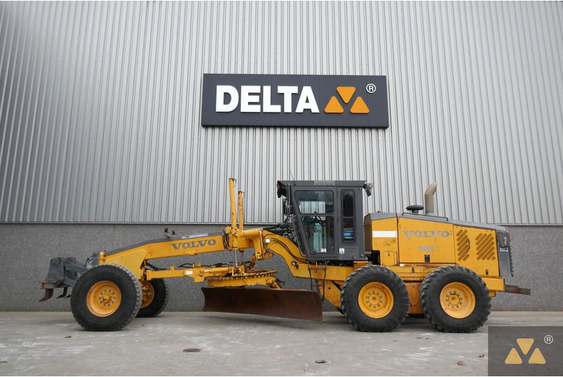 Grader Volvo G720B: picture 1