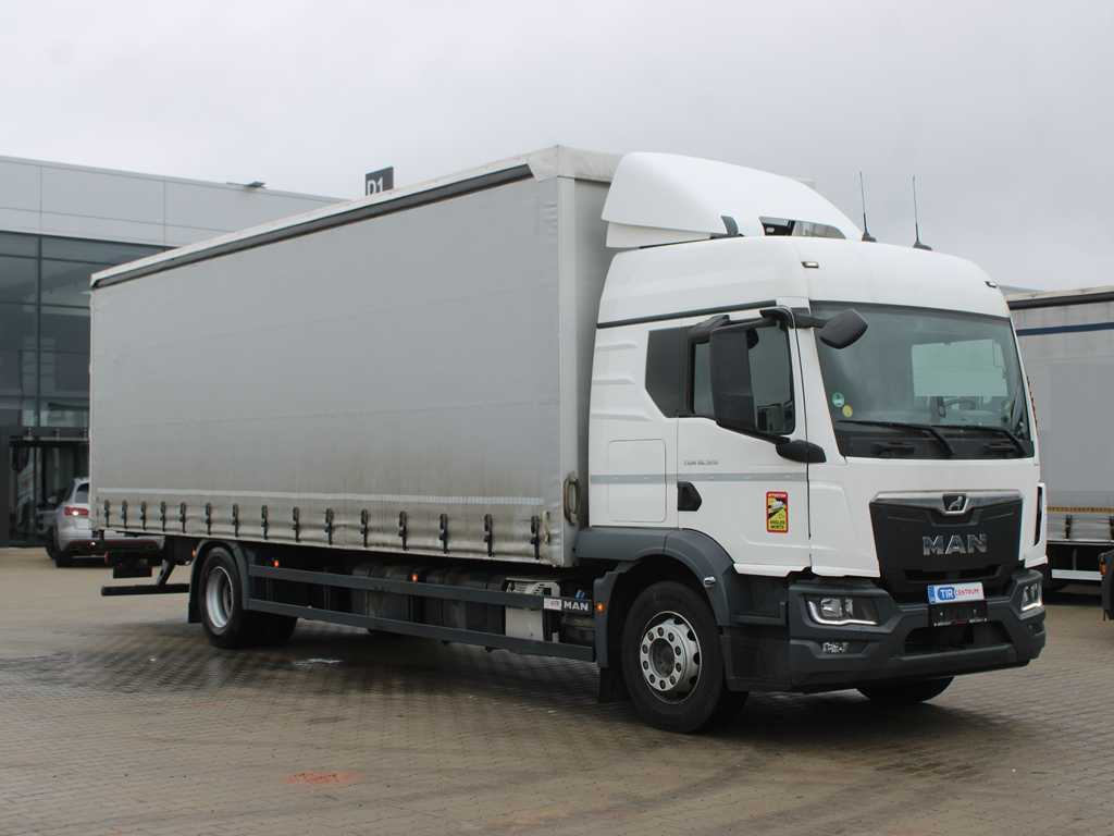 MAN TGM 18.320, EURO 6, NAVIGATION - Curtain side truck: picture 3 MAN TGM 18.320, EURO 6, NAVIGATION - Curtain side truck: picture 3