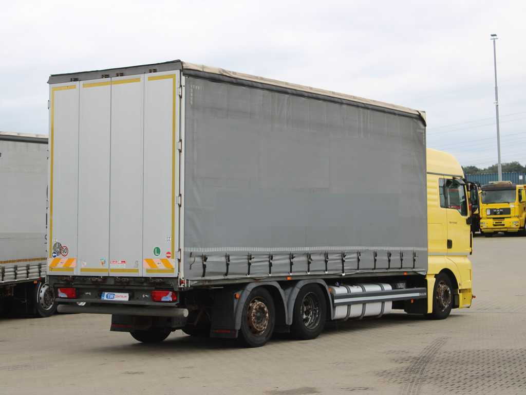 MAN TGX 24.440, EURO 5EEV, 6X2, AIR SUSPENSION - Curtain side truck: picture 4 MAN TGX 24.440, EURO 5EEV, 6X2, AIR SUSPENSION - Curtain side truck: picture 4