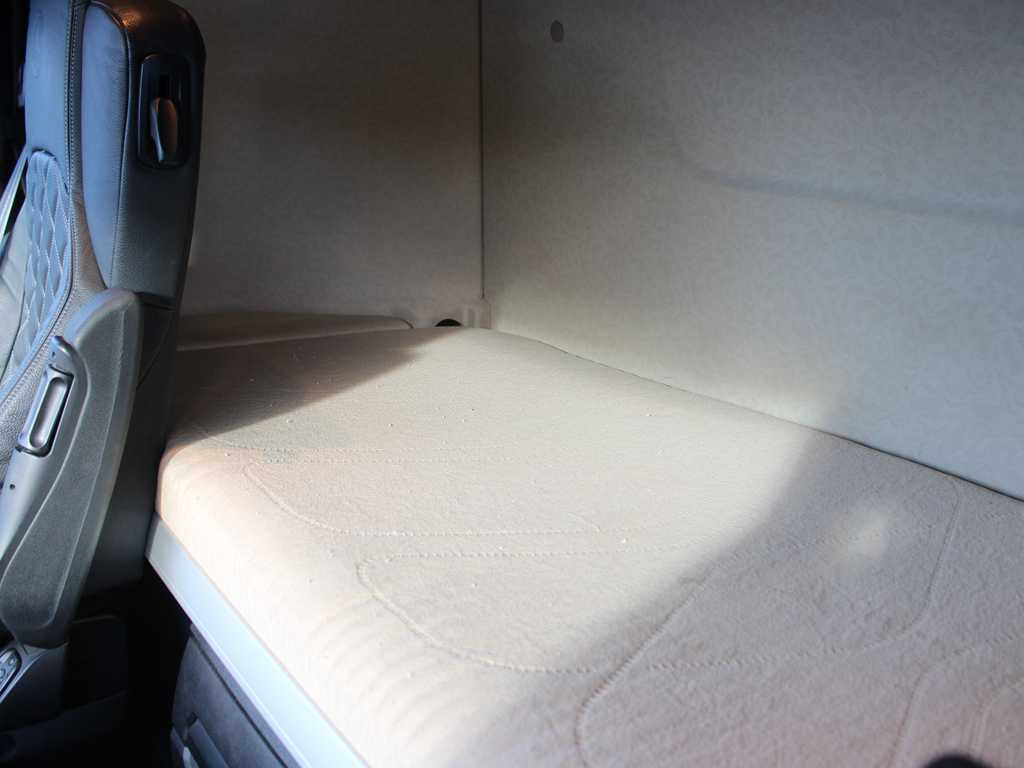 Mercedes-Benz ACTROS 2553, EURO 6, 6X2, AIR SUSPENSION, DRIVE-THROUGH + PANAV leasing Mercedes-Benz ACTROS 2553, EURO 6, 6X2, AIR SUSPENSION, DRIVE-THROUGH + PANAV: picture 14 Mercedes-Benz ACTROS 2553, EURO 6, 6X2, AIR SUSPENSION, DRIVE-THROUGH + PANAV leasing Mercedes-Benz ACTROS 2553, EURO 6, 6X2, AIR SUSPENSION, DRIVE-THROUGH + PANAV: picture 14