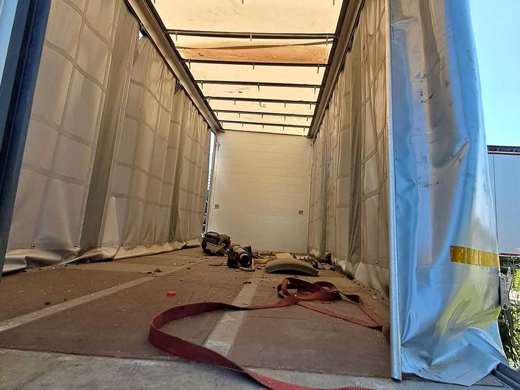Mercedes-Benz Actros 2542, 6X2 + PANAV TVK18M - Curtain side truck: picture 3 Mercedes-Benz Actros 2542, 6X2 + PANAV TVK18M - Curtain side truck: picture 3