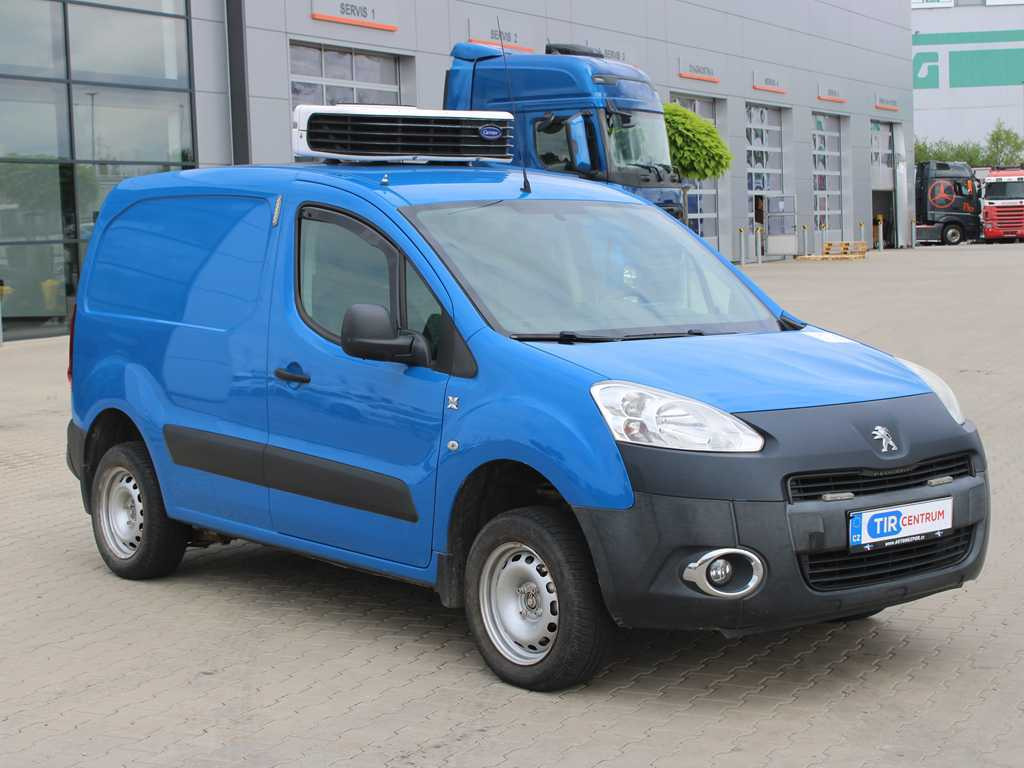 Peugeot PEUGEOT PARTNER, 4X4, CARRIER NEOS 100 - Refrigerated delivery van: picture 3 Peugeot PEUGEOT PARTNER, 4X4, CARRIER NEOS 100 - Refrigerated delivery van: picture 3
