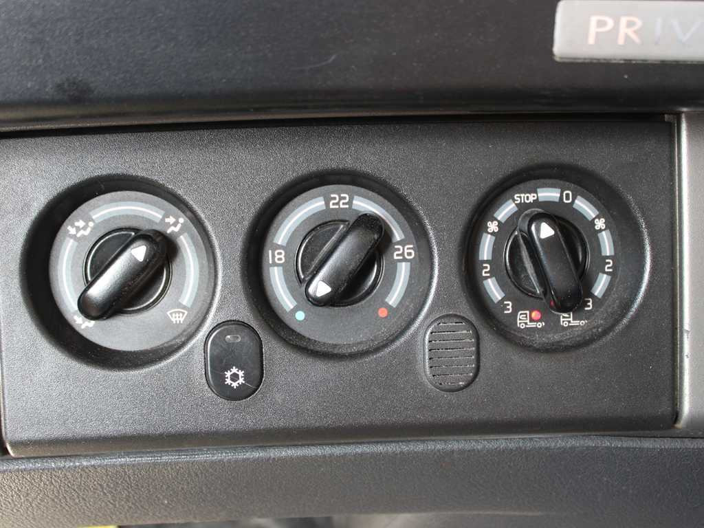 Tractor unit Renault Magnum DXI 480, EURO 5EEV, HYDRAULIC: picture 13