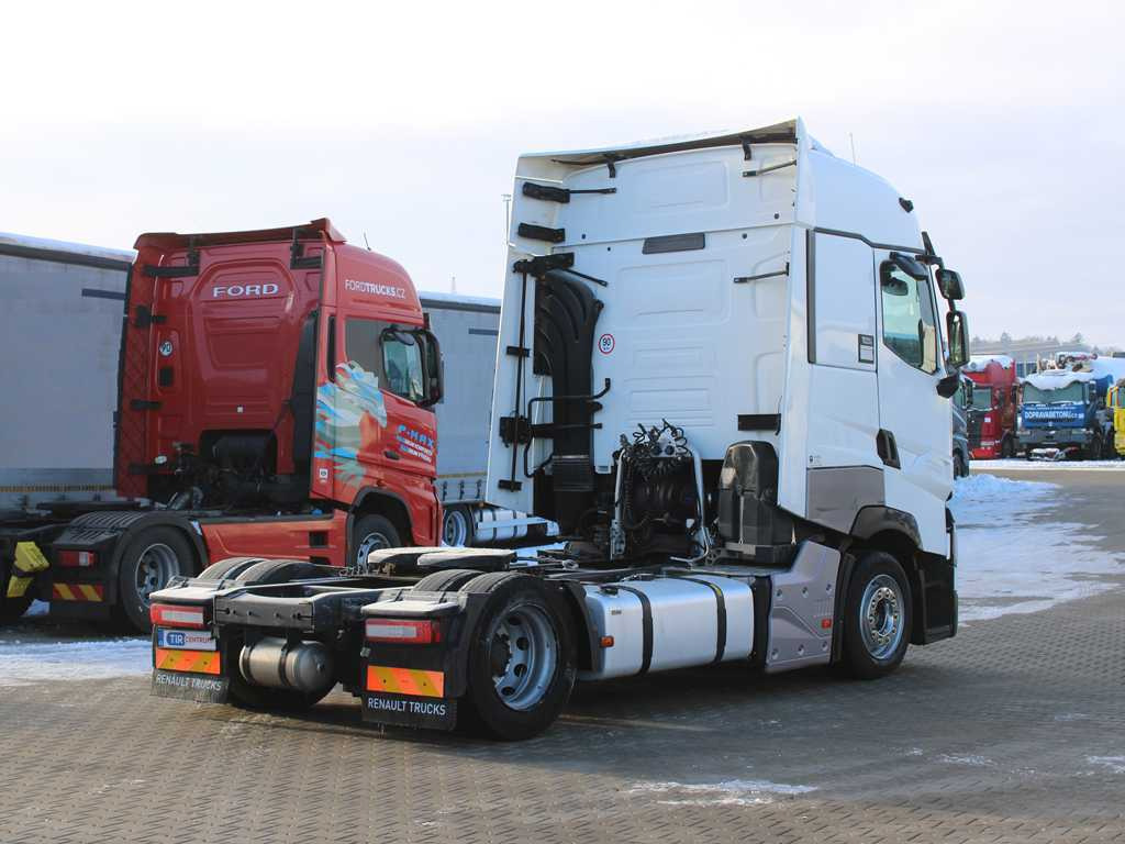 Renault T 520, EURO 6, LOWDECK, INDEPENDENT AIR CONDITIONING - Tractor unit: picture 4 Renault T 520, EURO 6, LOWDECK, INDEPENDENT AIR CONDITIONING - Tractor unit: picture 4
