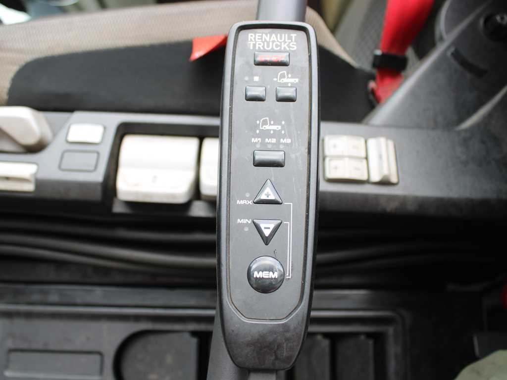 Tractor unit Renault T 520, LOWDECK, INDEPENDENT AIR CONDITIONING: picture 6