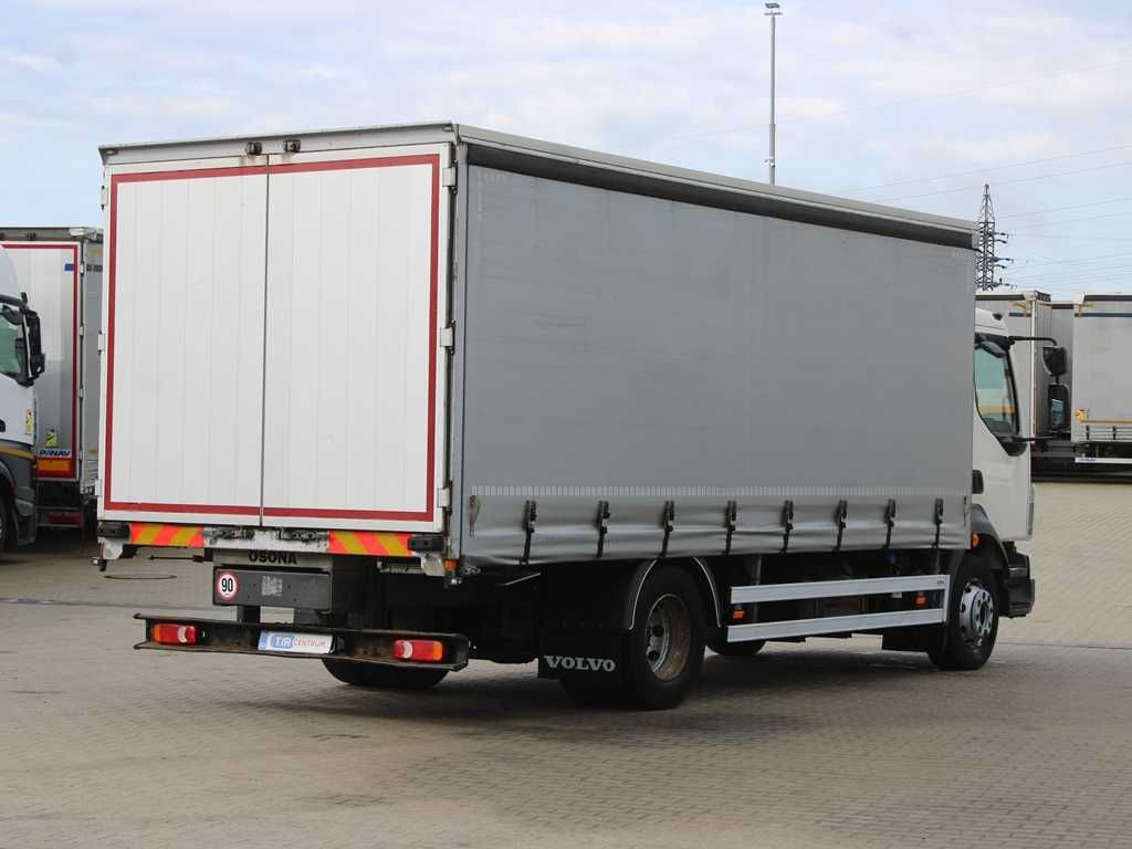 Volvo FL 240, EURO 5 - Curtain side truck: picture 3 Volvo FL 240, EURO 5 - Curtain side truck: picture 3