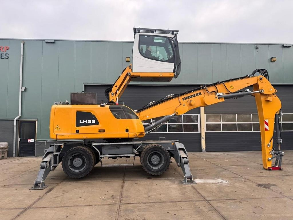 Liebherr LH 22 M - Waste/ Industry handler: picture 5 Liebherr LH 22 M - Waste/ Industry handler: picture 5
