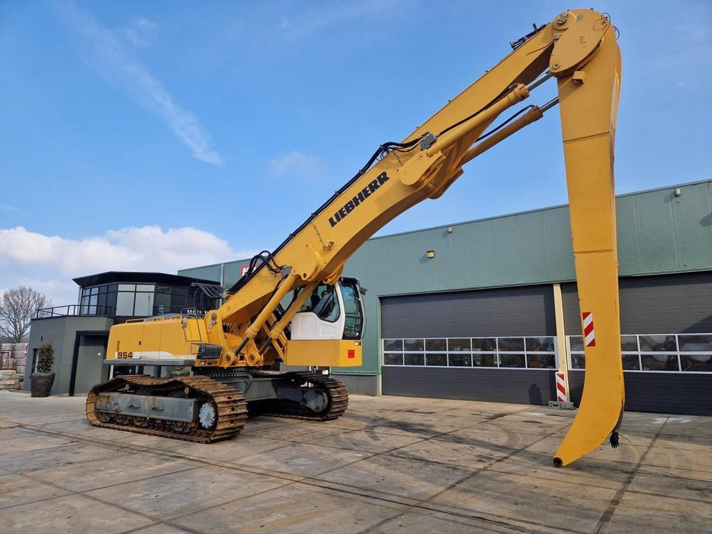 Liebherr R954C EW - Waste/ Industry handler: picture 5 Liebherr R954C EW - Waste/ Industry handler: picture 5