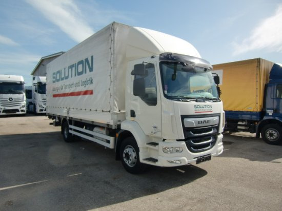 DAF LF 260 16 Tonner Plane mit LBW, Automatik, E6, - Curtain side truck: picture 3 DAF LF 260 16 Tonner Plane mit LBW, Automatik, E6, - Curtain side truck: picture 3