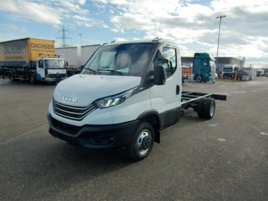 Iveco Daily 40 - 180 Fahrgestell, E6 Automatik - Cab chassis truck: picture 1 Iveco Daily 40 - 180 Fahrgestell, E6 Automatik - Cab chassis truck: picture 1
