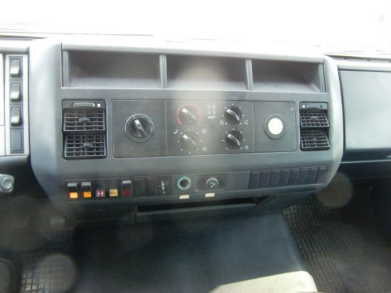 Curtain side truck MAN LE 12.220 Plane, LBW, manual: picture 11