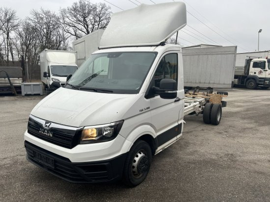 MAN TGE 3.180 Ladebordwand Palfinger - Cab chassis truck: picture 3 MAN TGE 3.180 Ladebordwand Palfinger - Cab chassis truck: picture 3
