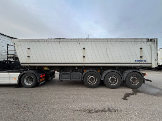 Schmitz SGF S3 Alu Kippmulde 36,5 m³, Liftachse, Hardoxboden, Rollplane, Podest - Tipper semi-trailer: picture 2 Schmitz SGF S3 Alu Kippmulde 36,5 m³, Liftachse, Hardoxboden, Rollplane, Podest - Tipper semi-trailer: picture 2