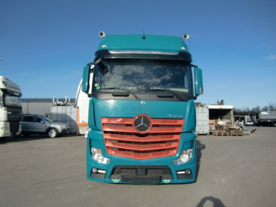 Mercedes-Benz 1851 Low-Deck, Retarder Vollluft - Tractor unit: picture 2 Mercedes-Benz 1851 Low-Deck, Retarder Vollluft - Tractor unit: picture 2