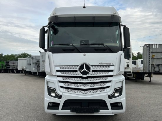 Mercedes-Benz Actros 1845 - Tractor unit: picture 2 Mercedes-Benz Actros 1845 - Tractor unit: picture 2