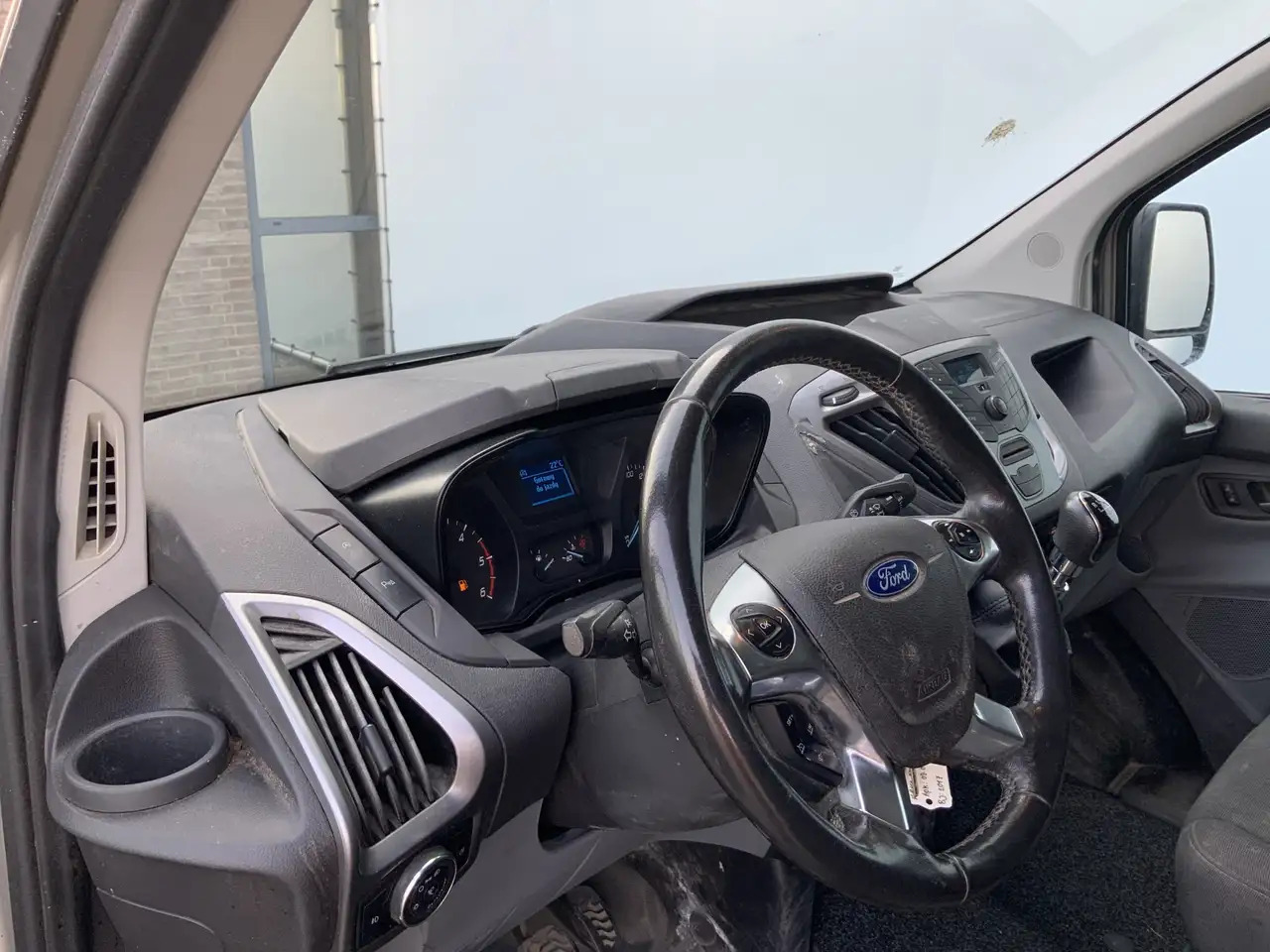 Ford Transit Custom 340 2.0 TDCI L2H1 Trend Airco Cruise 3 Zits Dub Sc - Small van: picture 4 Ford Transit Custom 340 2.0 TDCI L2H1 Trend Airco Cruise 3 Zits Dub Sc - Small van: picture 4