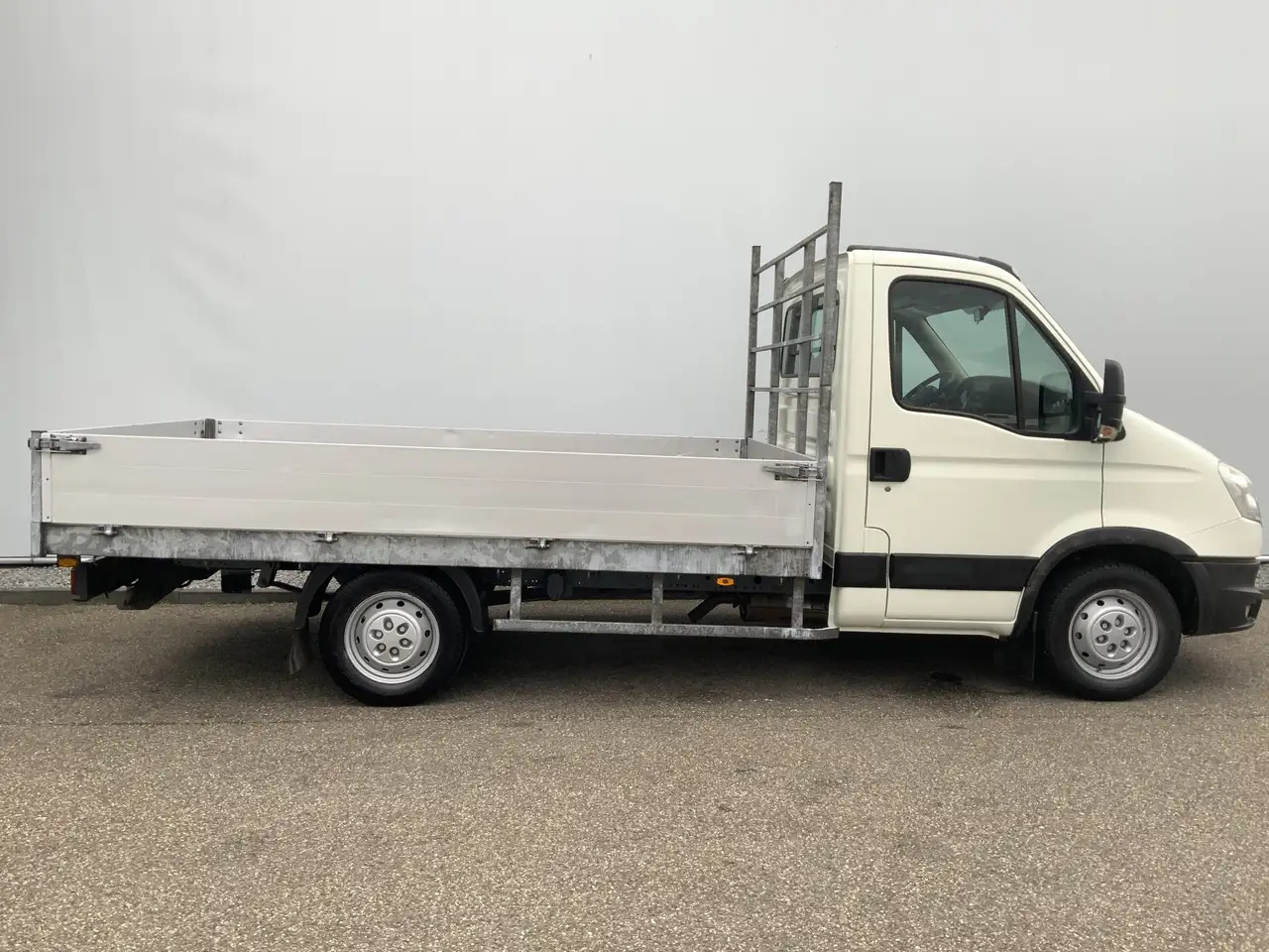 Iveco Daily 35S13 D 345 Pick Up Airco 3 Zits Trekhaak 3500 kg leasing Iveco Daily 35S13 D 345 Pick Up Airco 3 Zits Trekhaak 3500 kg: picture 10
